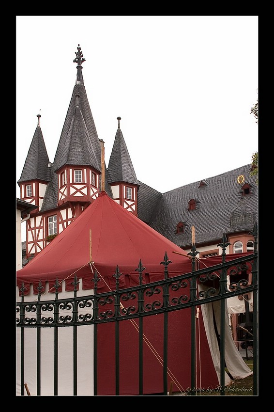 Rittertafel in R�desheim/Lager im Br�mserhof