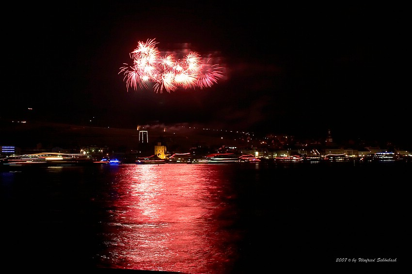 Rhein im Feuerzauber in R�desheim ( 06 )