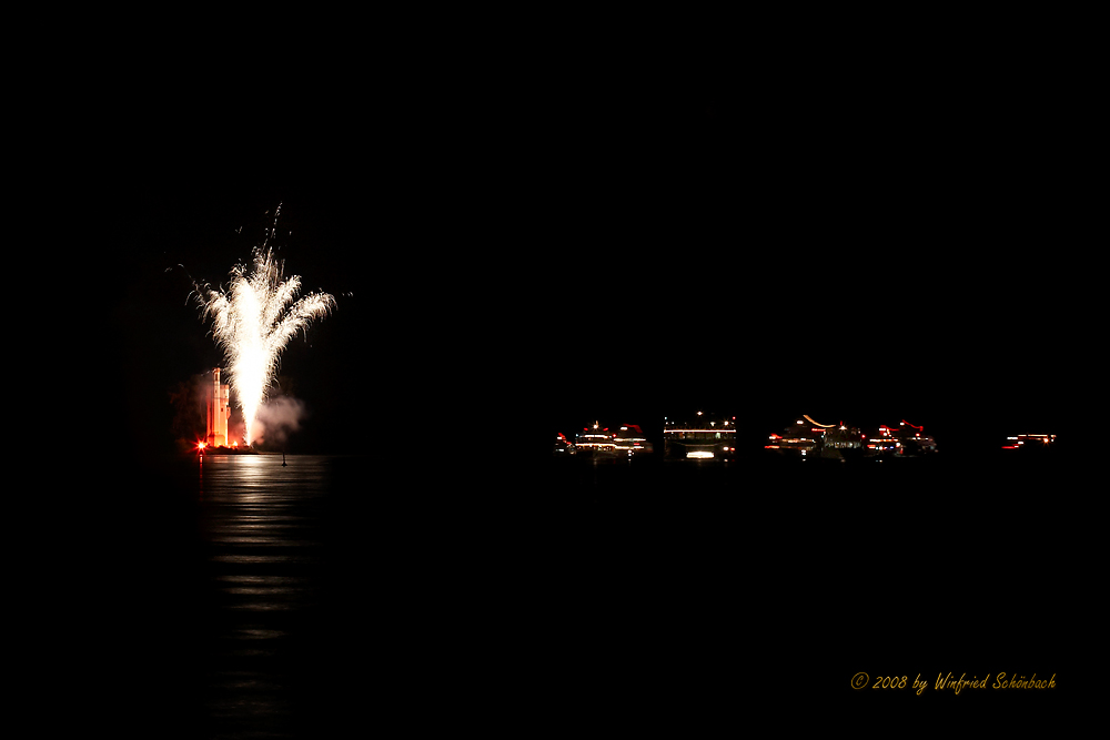 (002) Feuerwerk am M�useturm