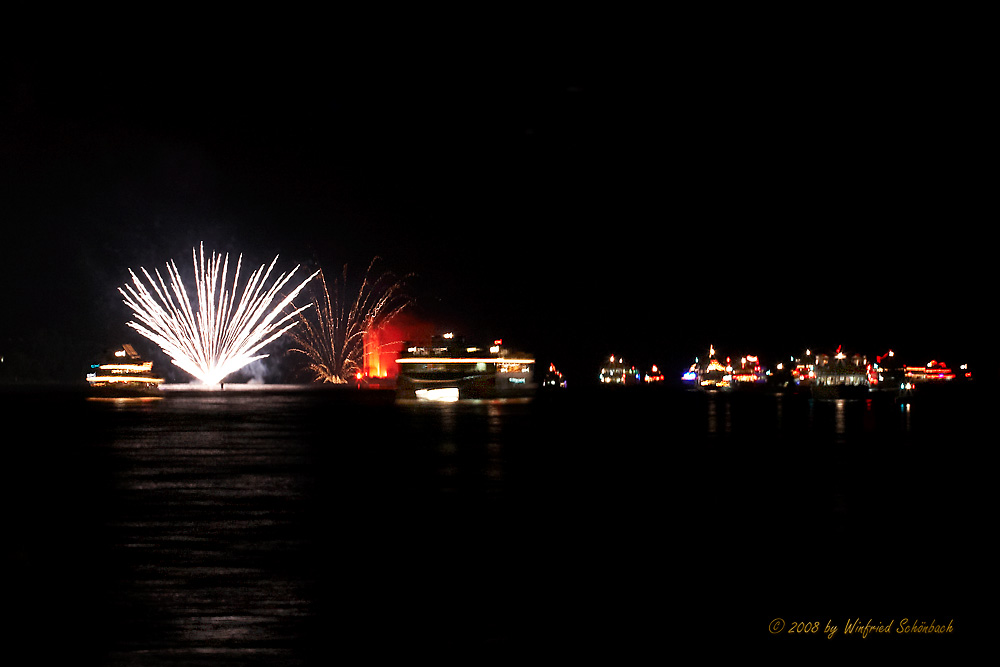 (018) Feuerwerk am M�useturm